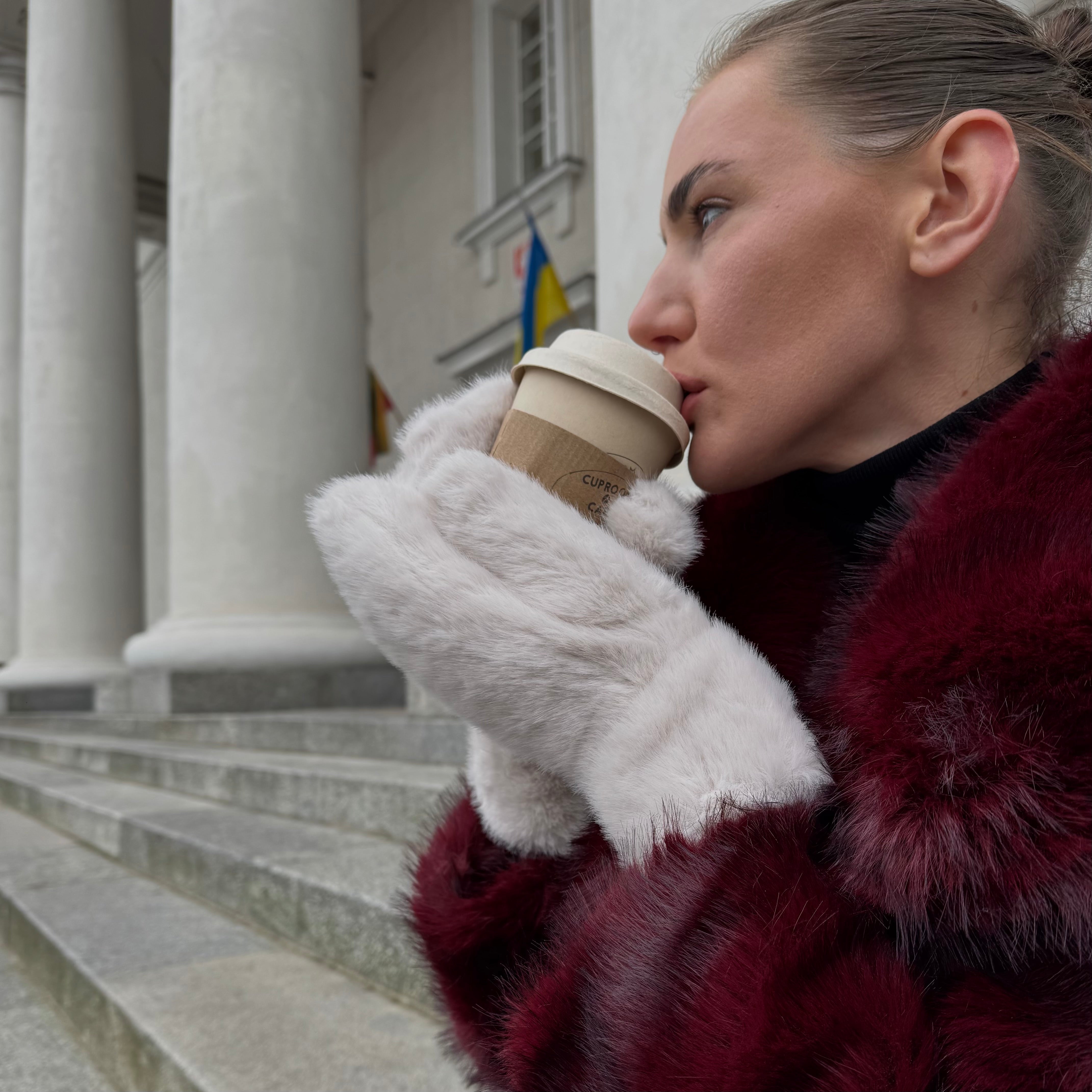 Pirštinės su kailiuku