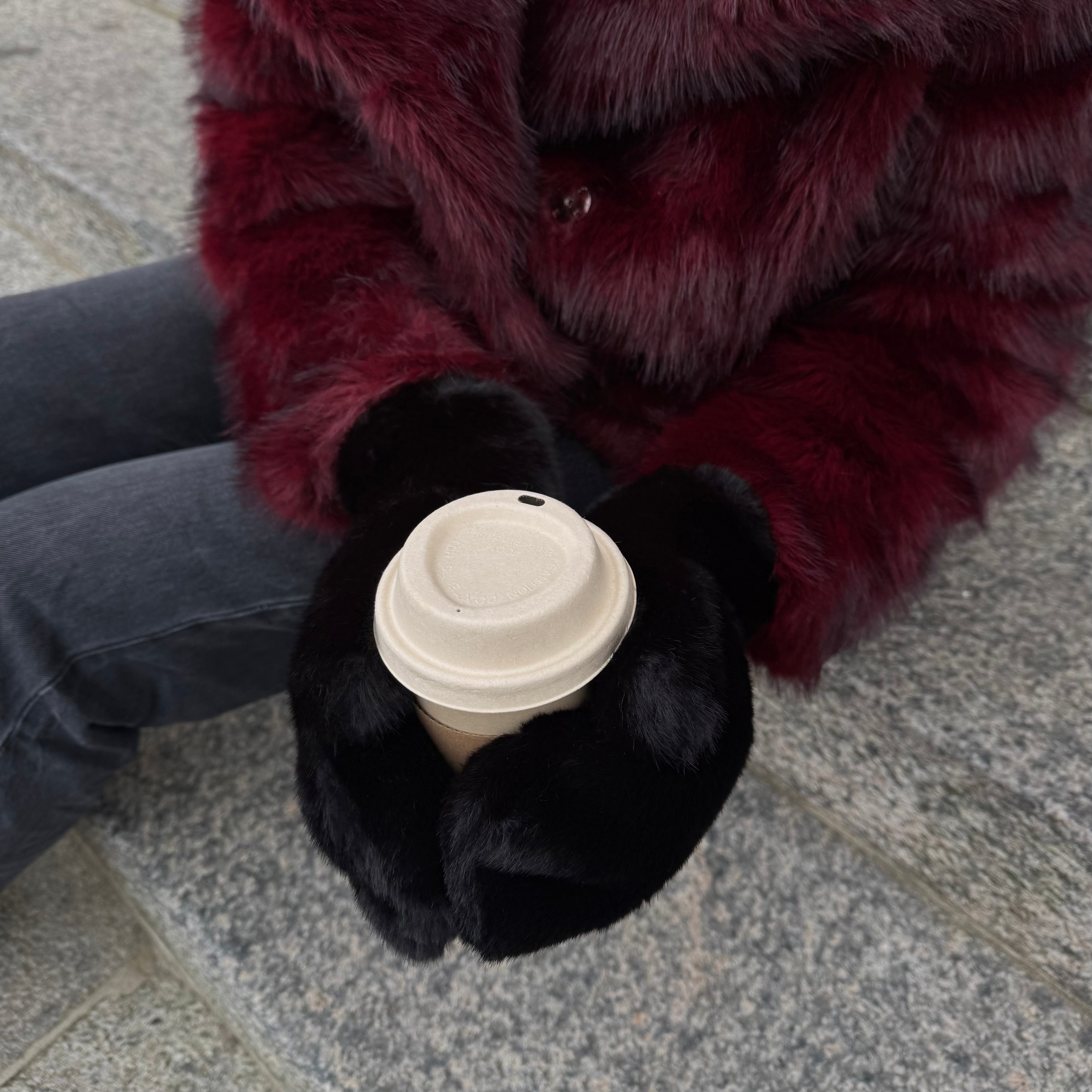 Pirštinės su kailiuku